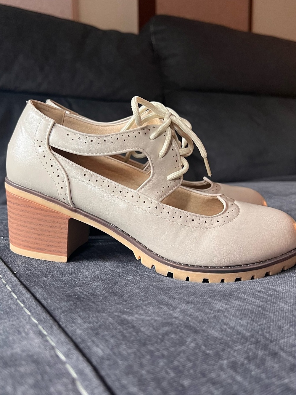 Classic Beige Mary Jane Lace-Up Shoes, Oatmeal Cream, Size 39 fits US 7